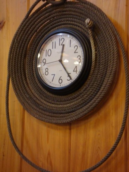 Cowboy rope clock