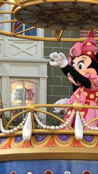 Minnie Mouse on parade float