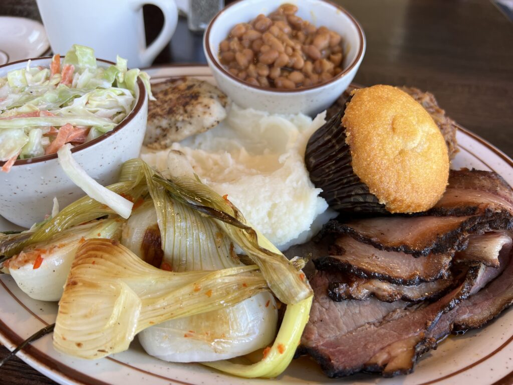 Dinner plate with assorted food