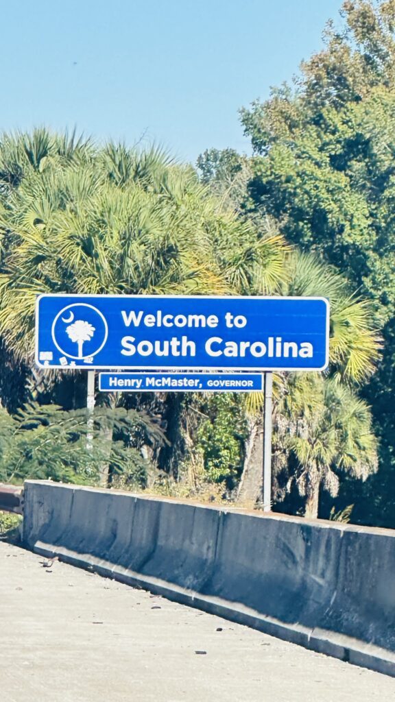 welcome to South Carolina sign