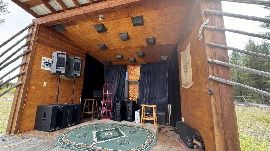 Mountain saloon and cafe